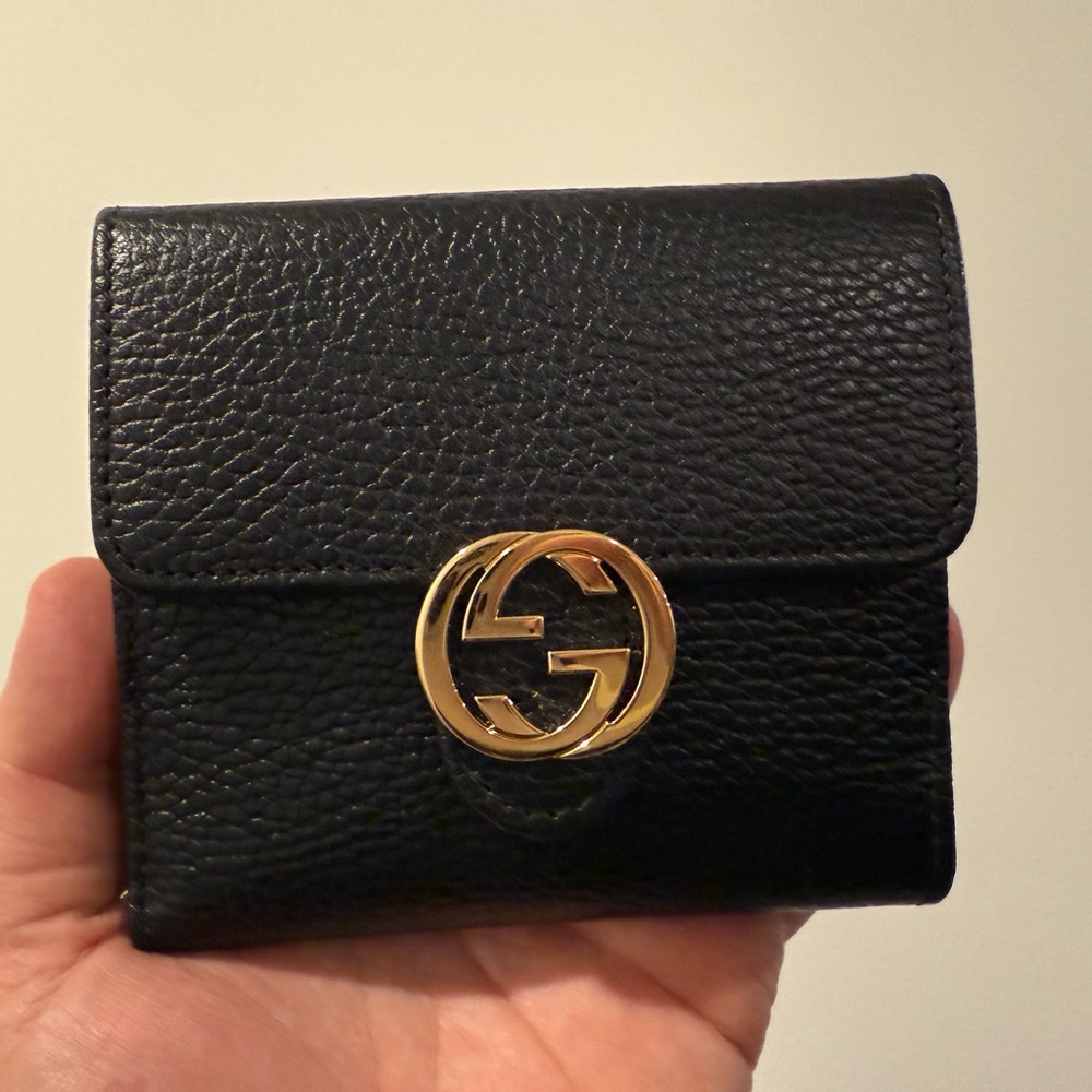 Gucci Trifold Icon Marmot Black Compact Leather Wallet